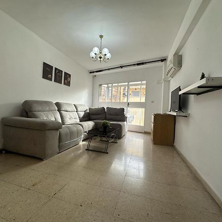 Habitación Individual en la Victoria Málaga Exterior foto